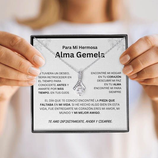 Para Mi Hermosa Alma Gemela, Alluring Beauty Necklace
